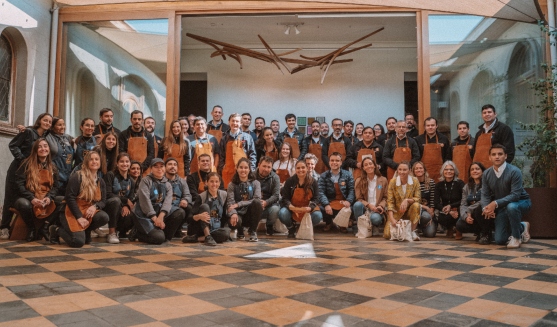 TALLER MAZDA: CONECTANDO CON LA ARTESANÍA Y LOS VALORES QUE NOS DEFINEN 
